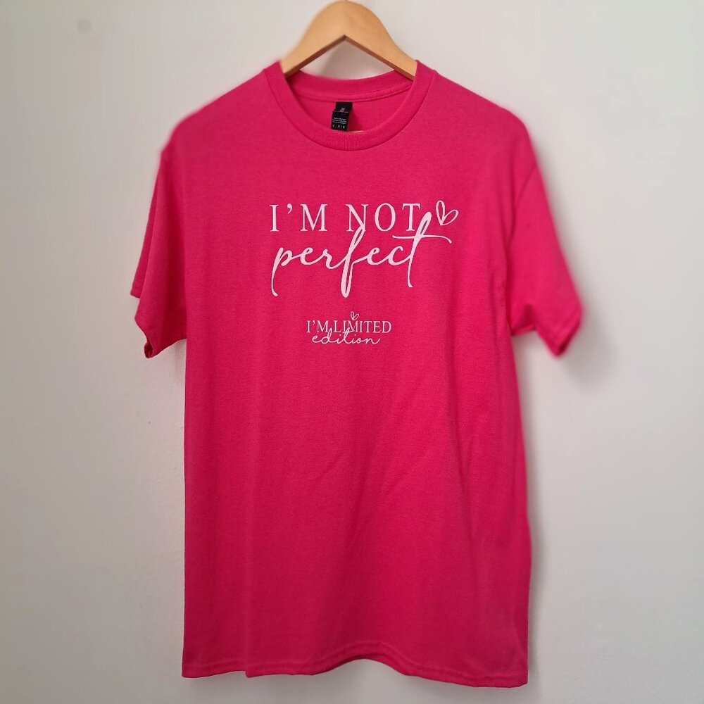 Women's Cotton Graphic Cotton Tee Short Sleeve Pink Color Size M NOWT